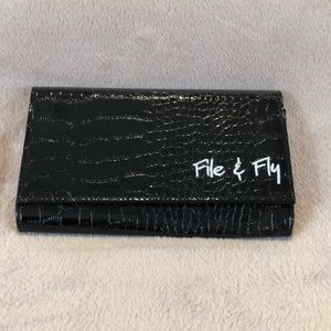 Travel document organizer